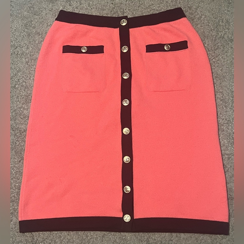 Chanel Pre fall 20A Chic Pink Cashmere Button-Front Skirt